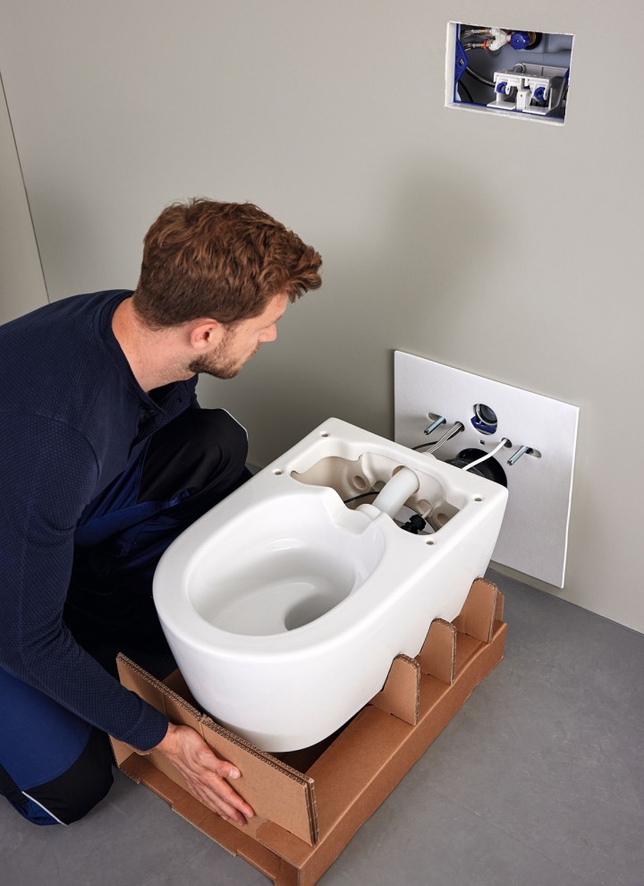 Geberit AquaClean douchetoilet installation Geberit AquaClean douchetoilet installation