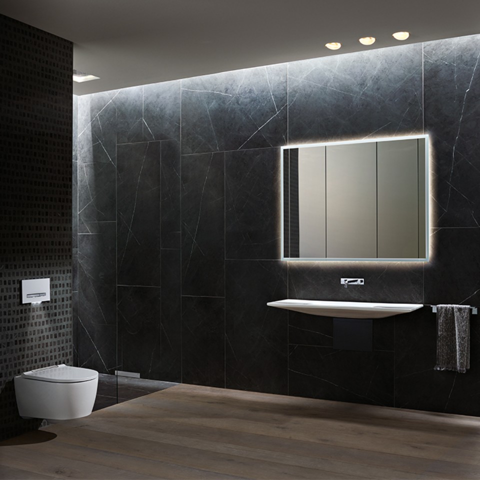 Badeværelse med mere plads, renhed og fleksibilitet takket være Geberit One produkter