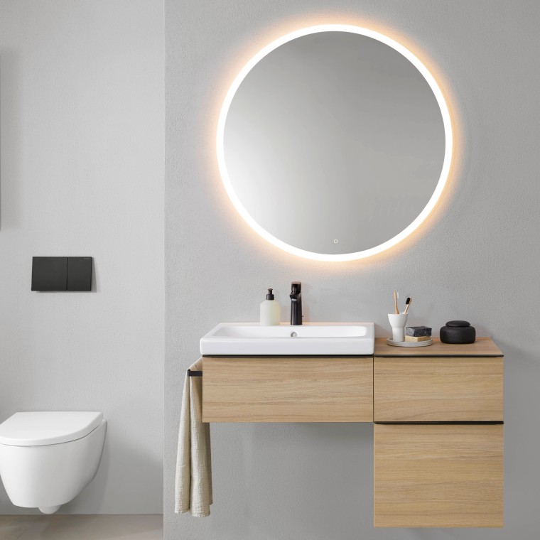 iCon møbler og Option spejl