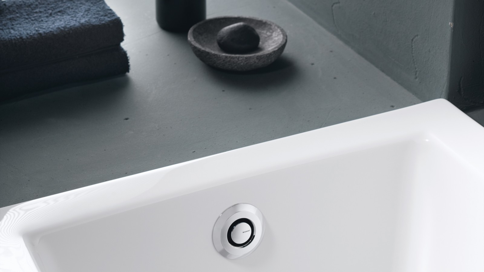 Afløbsgarniture til badekar med PushControl-funktion Afløbsgarniture til badekar med PushControl-funktion