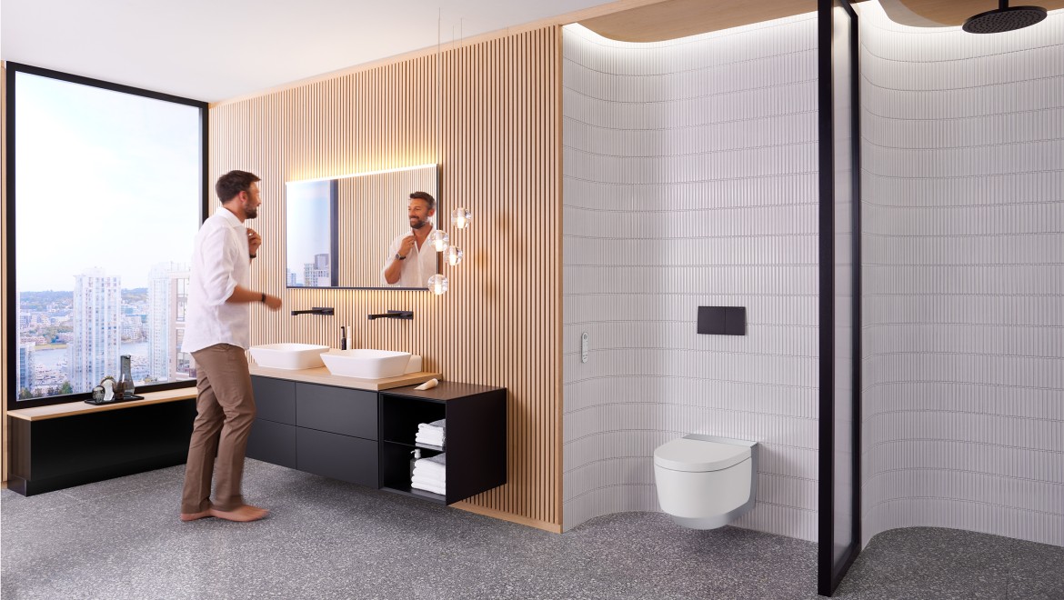 Geberit Option Plus Square spejl og sort Geberit ONE møbel (© Geberit)