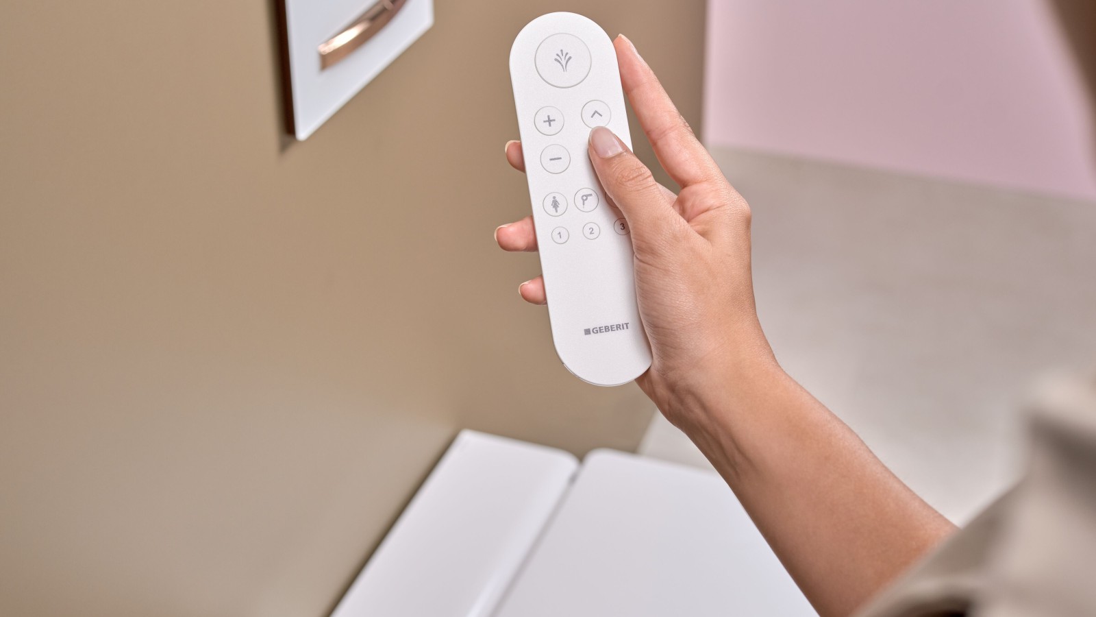 Geberit AquaClean Mera med fjernbetjening Geberit AquaClean Mera med fjernbetjening