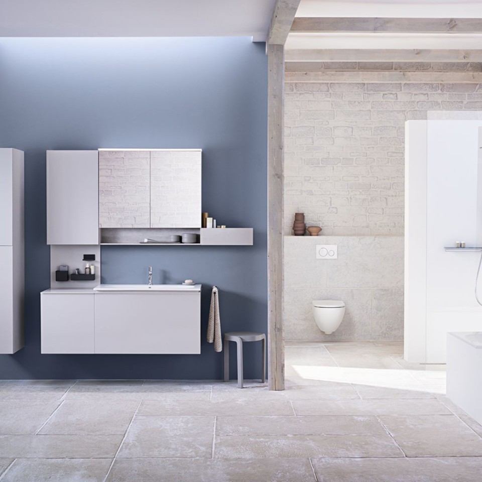 Geberit Acanto badeværelse med håndvask, møbel, toilet og badekar