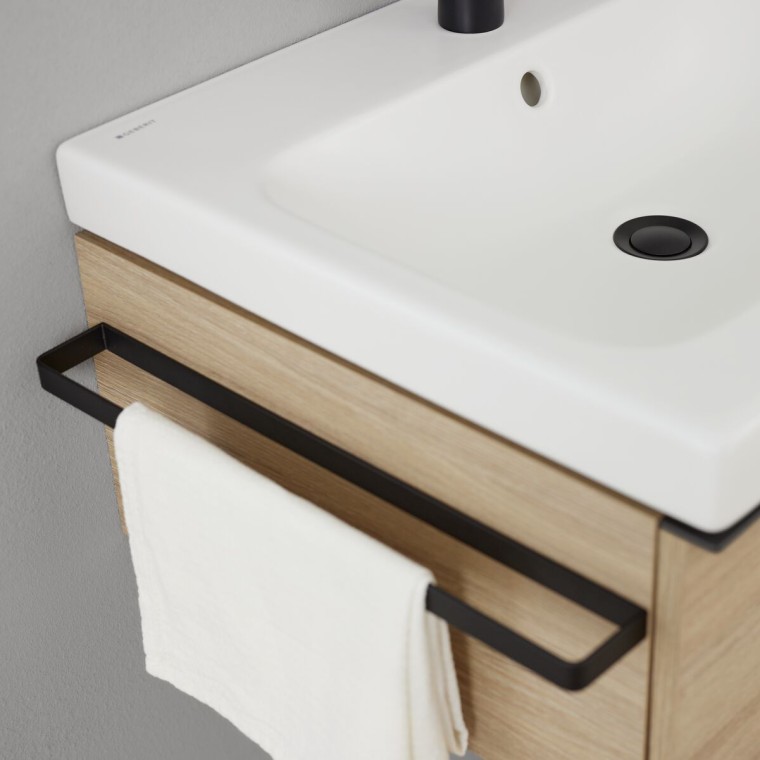 Geberit iCon badeværelsesmøbel og håndvask (© Geberit) Geberit iCon badeværelsesmøbel og håndvask (© Geberit)