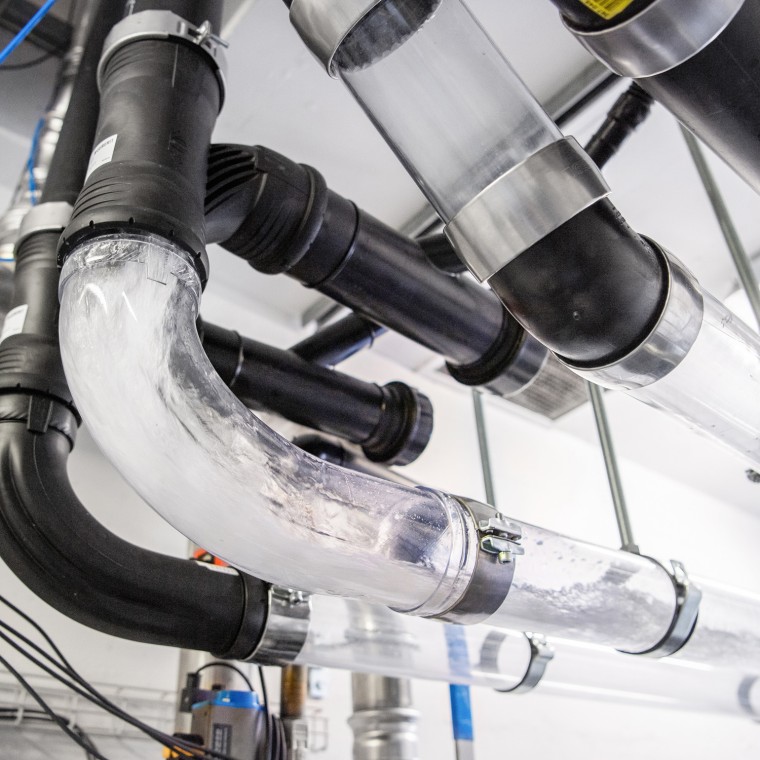 Geberits afløbstårn i Jona, Schweiz Geberits afløbstårn i Jona, Schweiz