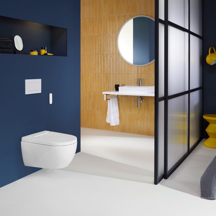 Geberit AquaClean Alba douchetoilet i et hotel Geberit AquaClean Alba douchetoilet i et hotel