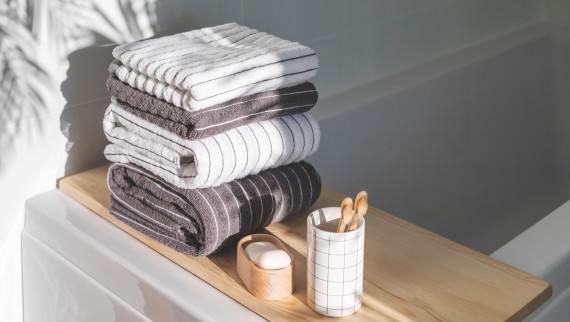 Stribede håndklæder (© iStock) Stribede håndklæder (© iStock)