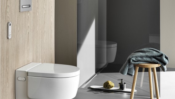 Geberit AquaClean douchetoilet Geberit AquaClean douchetoilet