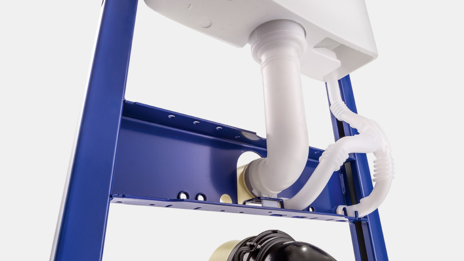 Geberit indbygningscisterne med et tomrør til vandtilslutningen