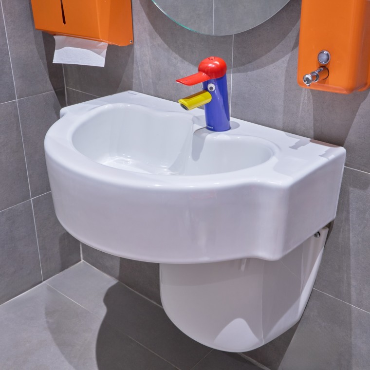 Produkter fra Geberit Bambini serien bruges til børn. (© Oğuzhan Kasar)