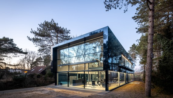 Villa Meijendel af den hollandske arkitekt Jan Pesman (© Lucas van der Wee)