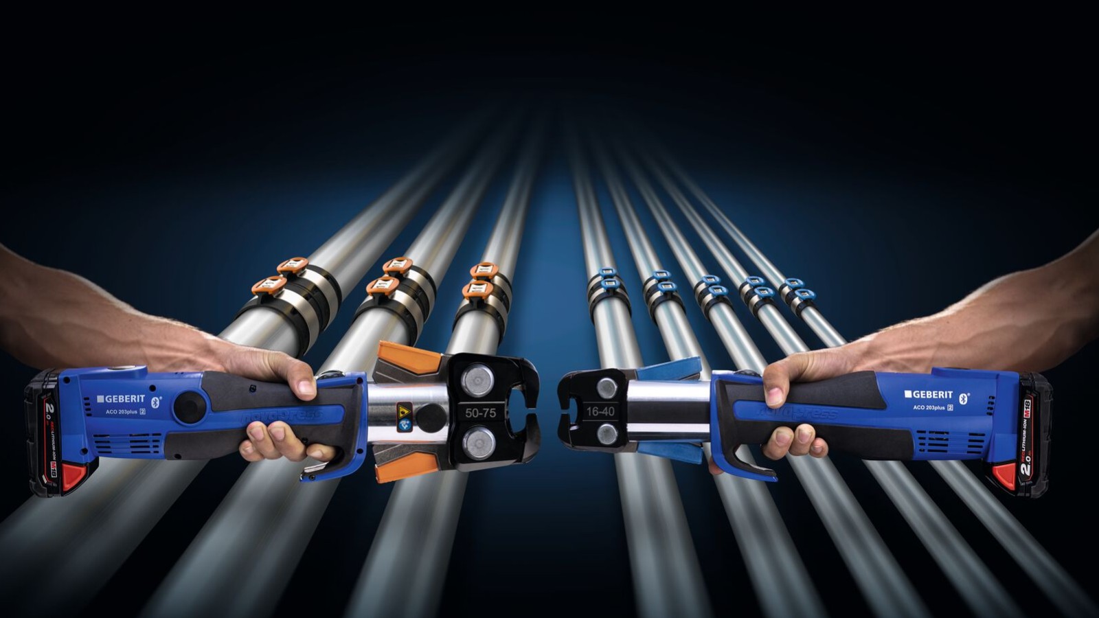 Det er højst usandsynligt, at du forveksler mellem de to pressekæber takket være deres karakteristiske orange og blå farve.