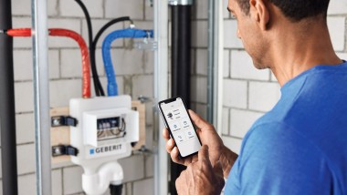 Drift af Geberit HS50 hygiejneskylleenhed via Geberit Control appen