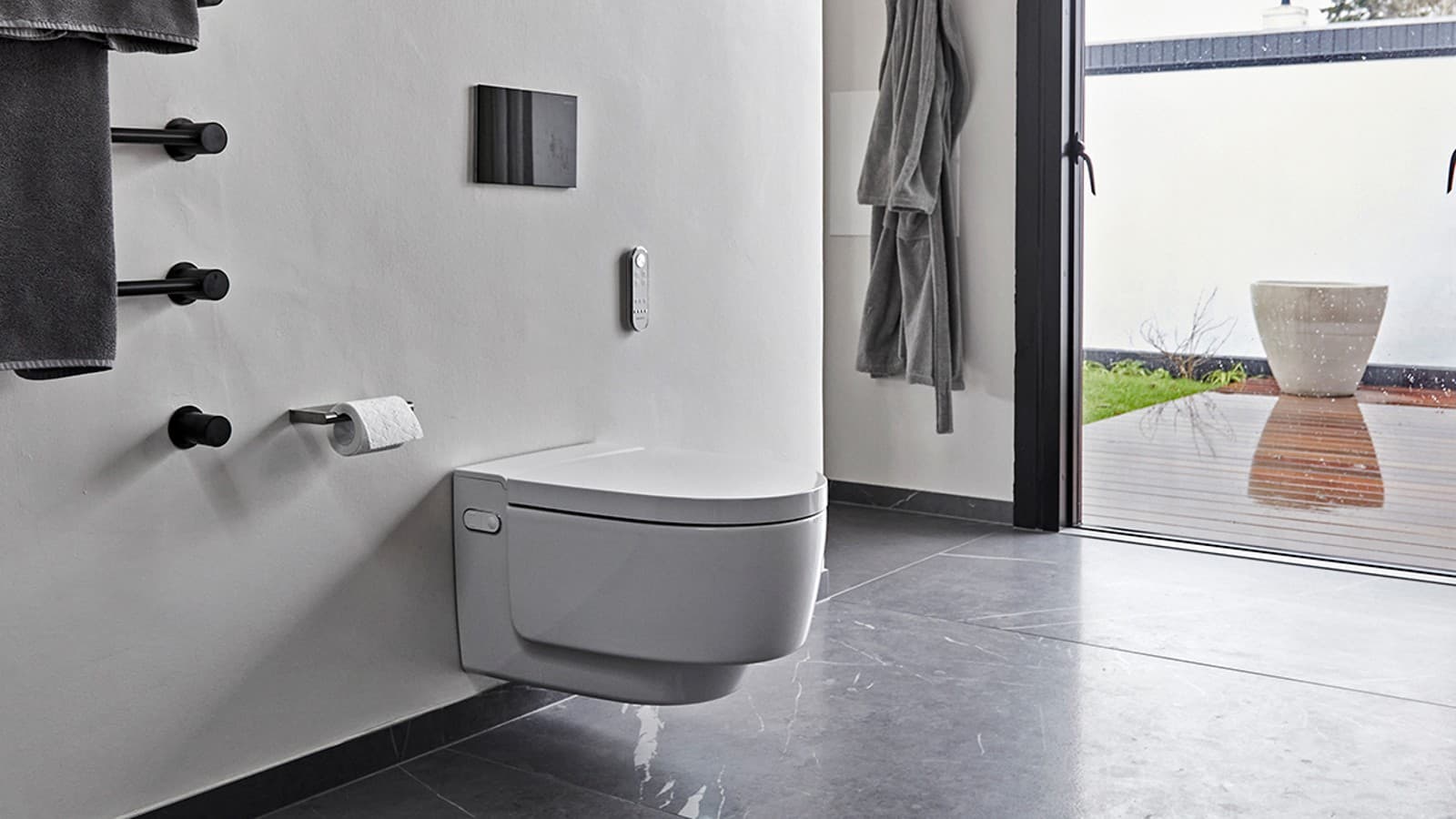 Geberit aquaclean mera douchetoilet Geberit aquaclean mera douchetoilet