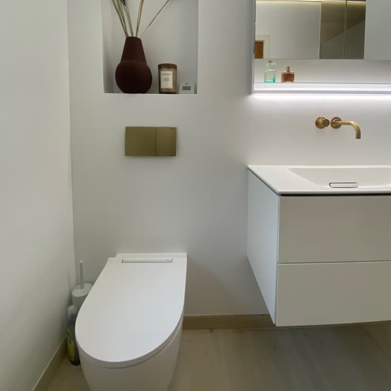 Geberit ONE møbel og Sela toilet Geberit ONE møbel og Sela toilet