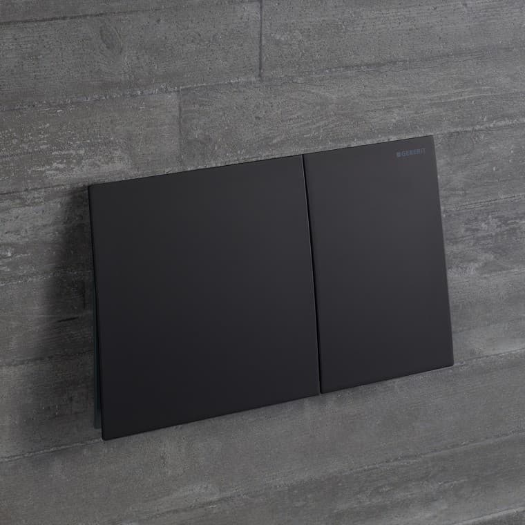 Sigma7 betjeningsplade i mat sort (© Geberit) Sigma7 betjeningsplade i mat sort (© Geberit)