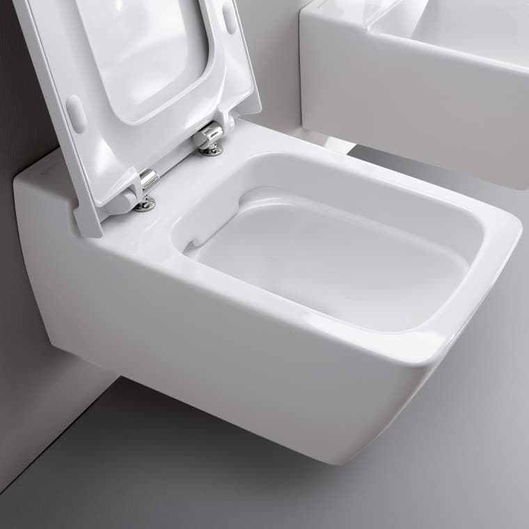 Geberit Xeno2 toilet med åbent låg Geberit Xeno2 toilet med åbent låg