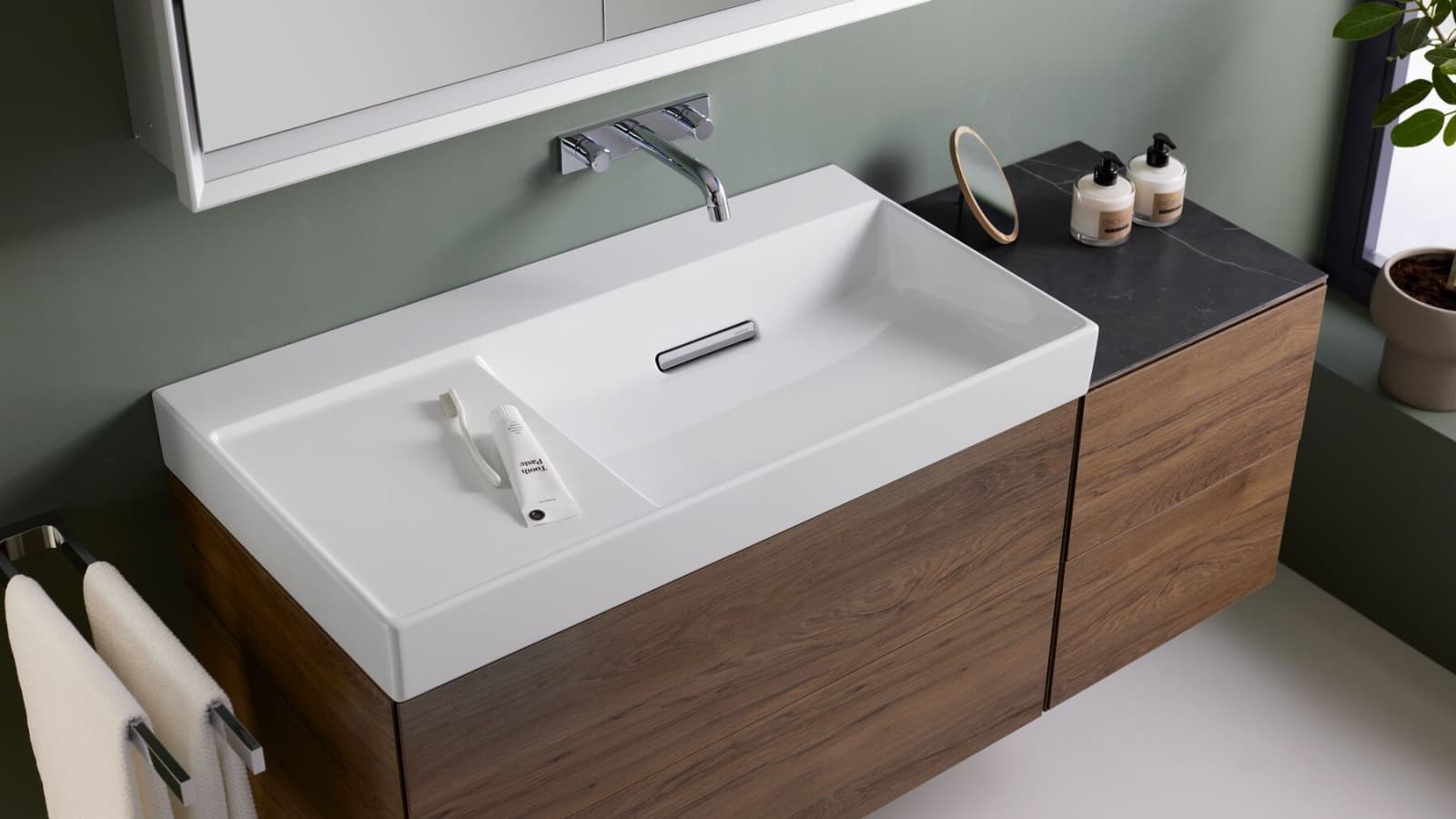 Badeværelsesmøbel i høj kvalitet fra Geberit ONE Badeværelsesmøbel i høj kvalitet fra Geberit ONE