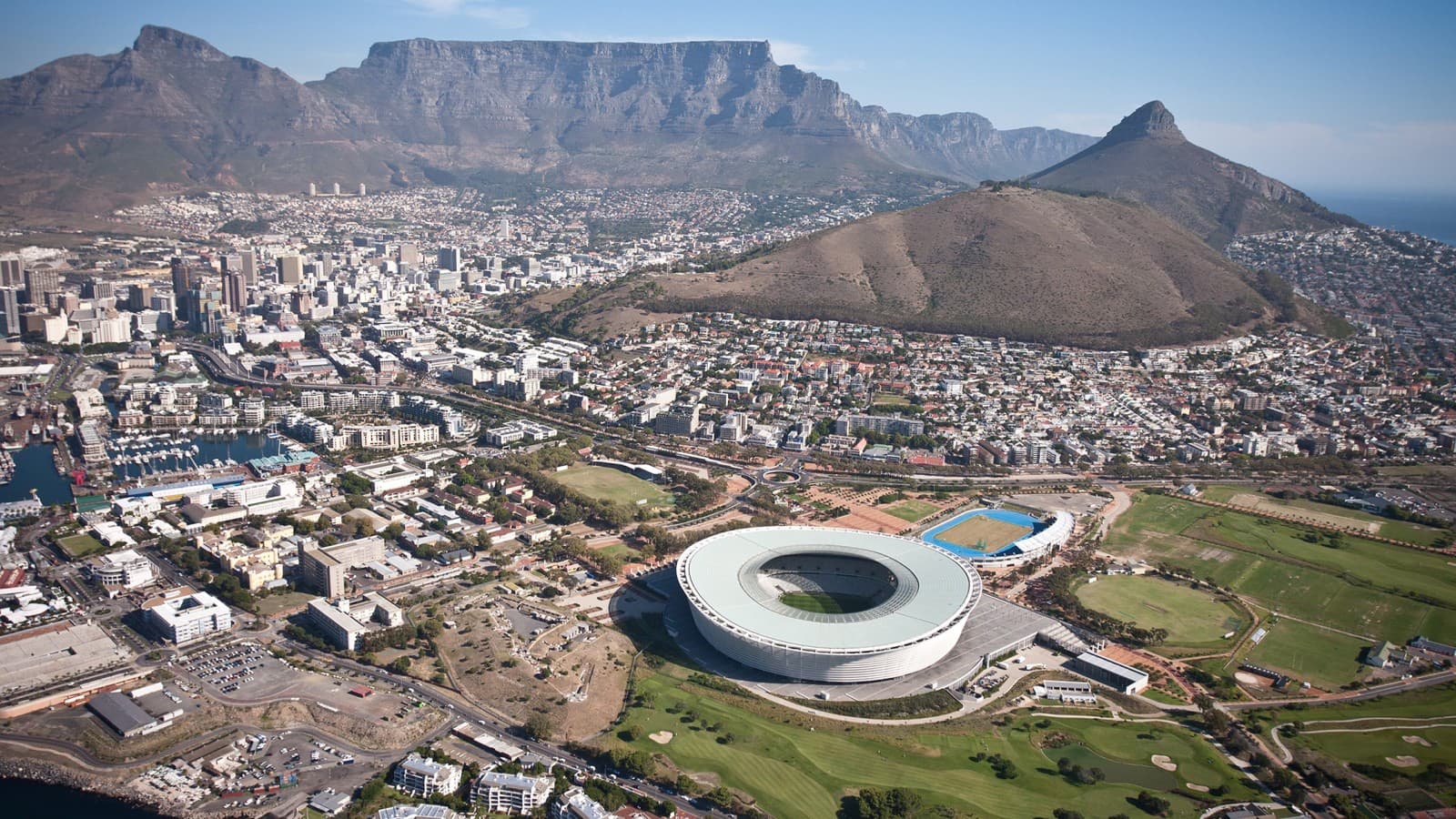 Cape Town Stadium, Cape Town, Sydafrika (© Pixabay) Cape Town Stadium, Cape Town, Sydafrika (© Pixabay)