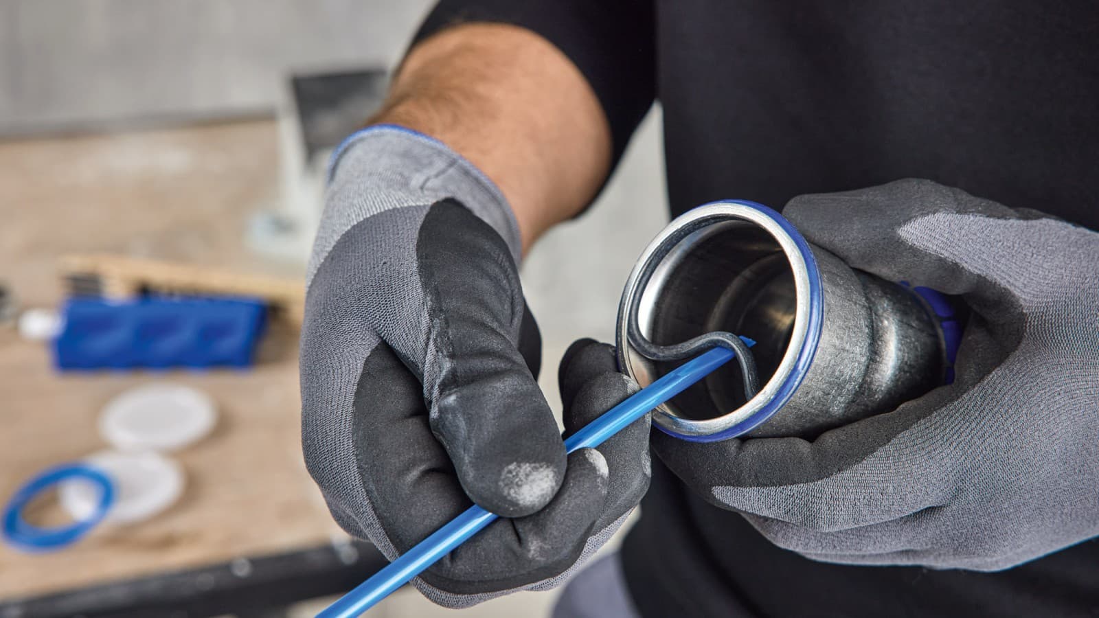 Udskiftning af O-ring i en Geberit Mapress pressfitting med Geberit O-ring-løfter
